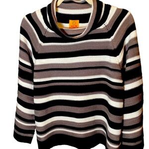 Ruby Rd. Turtle neck PXL sweater with flare sleeve